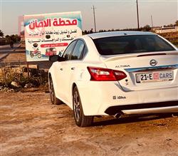 نيسان ألتيما